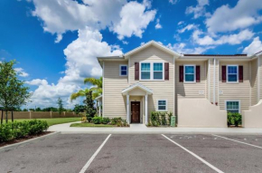 Corner Villa in West Lucaya – Your Ideal Getaway